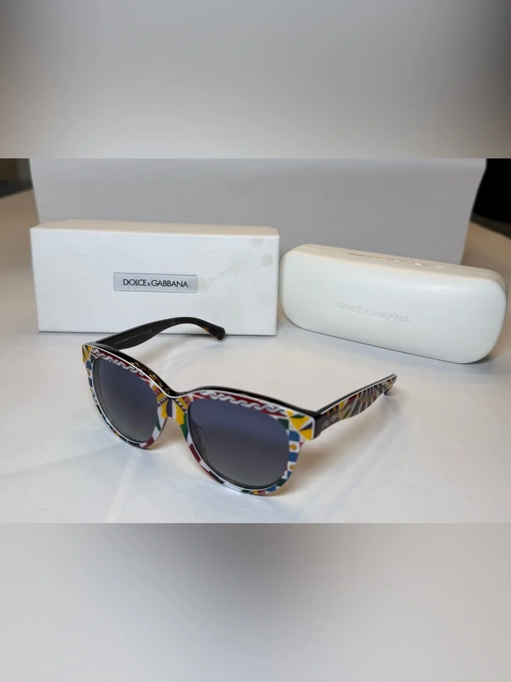 Dolce & Gabbana Multicolor Geometric Cat-Eye Sunglasses - Black Lenses